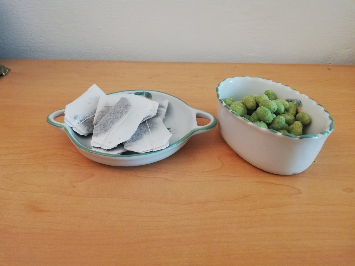 Hand-painted porcelain serving bowls, porcelain bowls for home decoration, floral decor for serving bowls