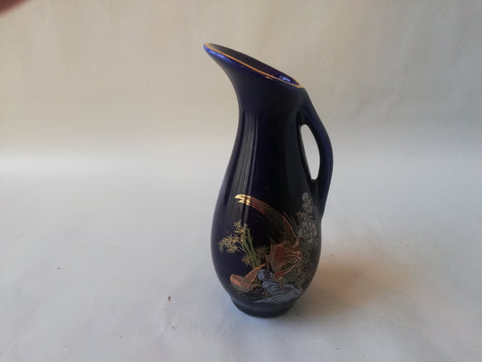 Elegant Cobalt Blue Porcelain Vase with Golden Pheasants - Decorative and Functional