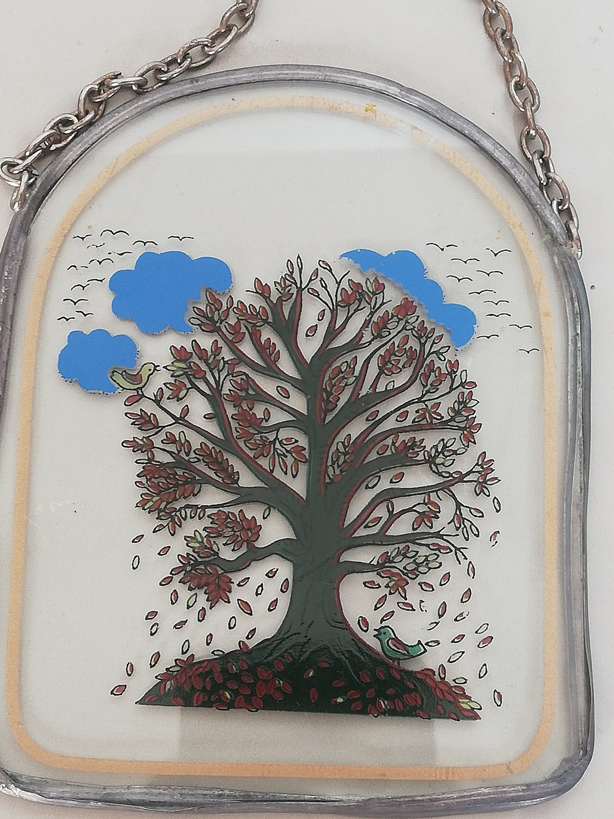Herbstszene auf dem bedruckten Glas im Detail
