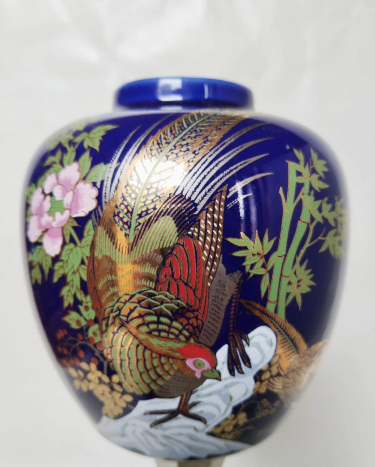 Vintage cobalt blue vase with gold painting – pheasant motif, ideal for flowers and as a storage vessel