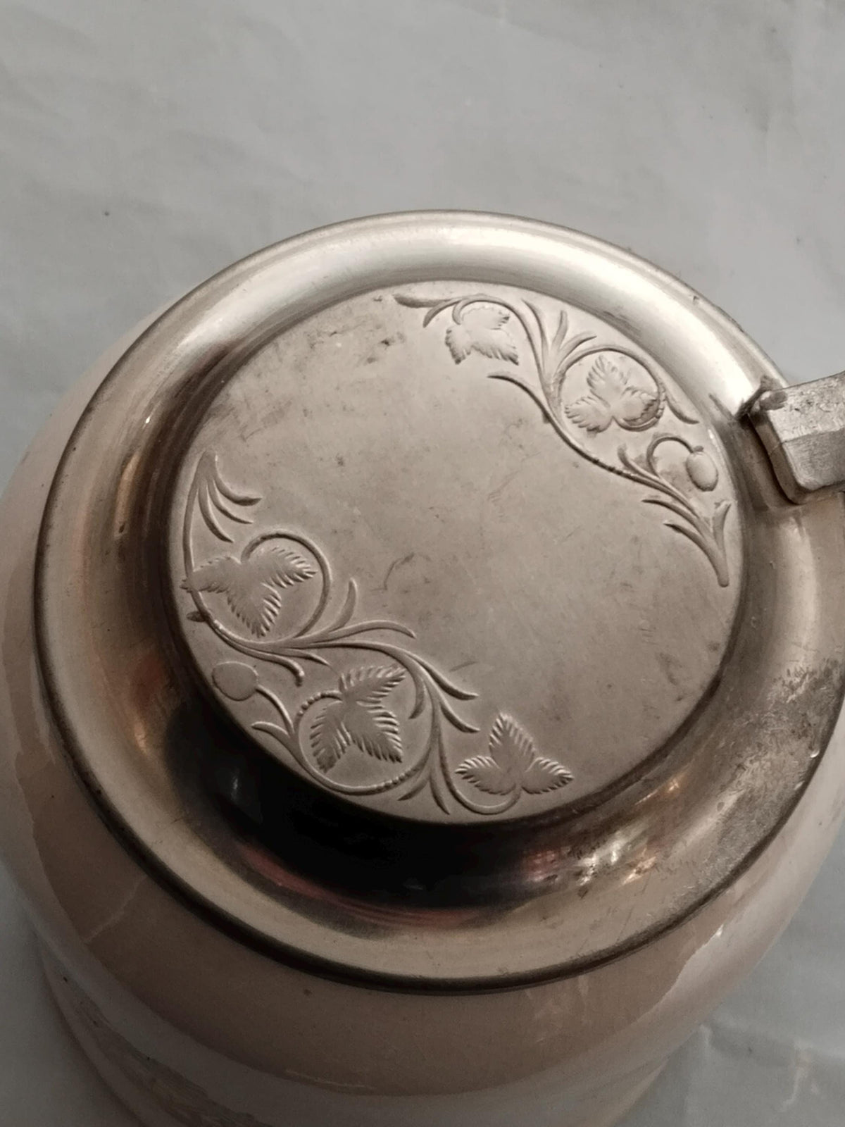Geöffneter Deckel
