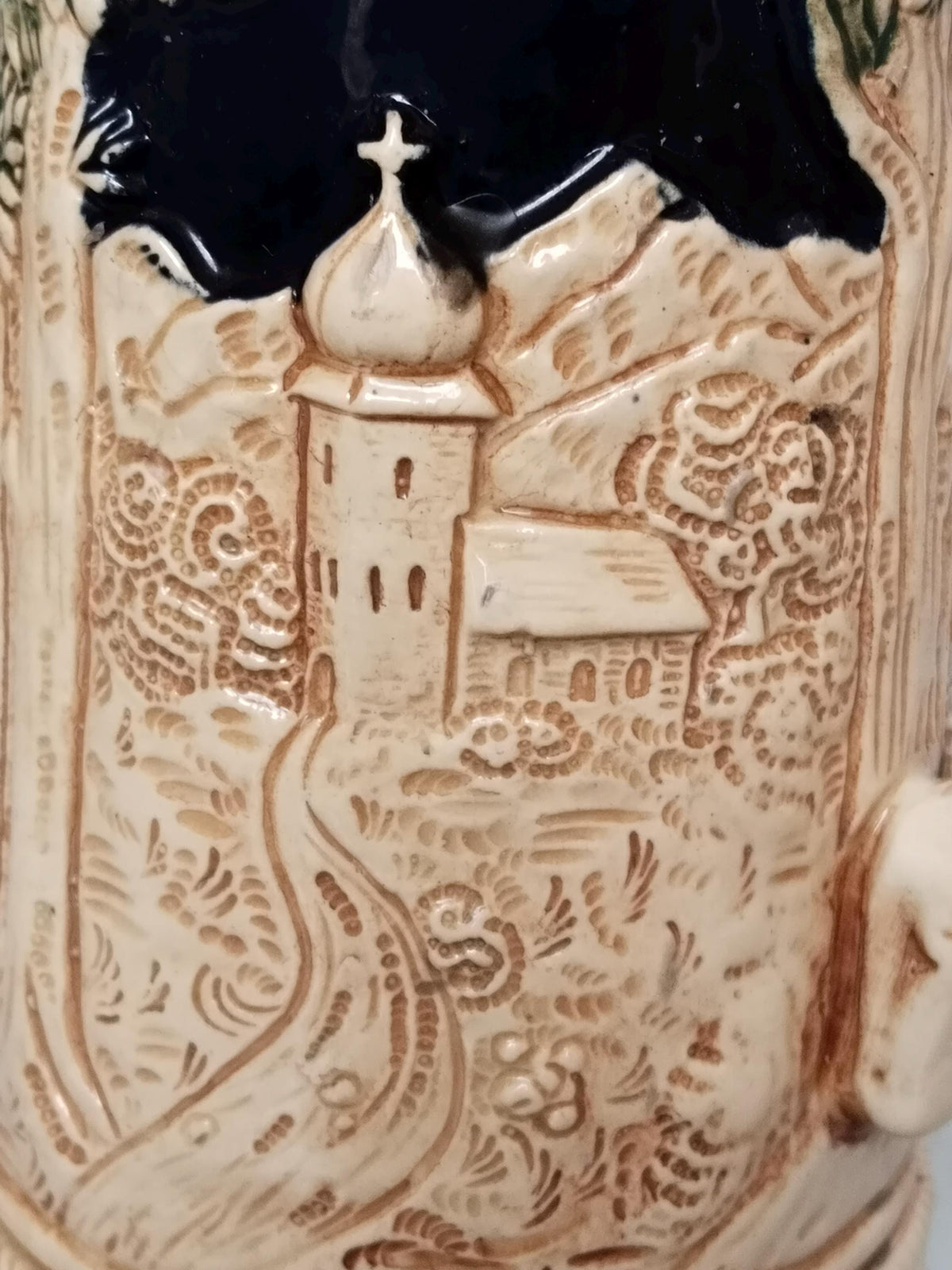 Boden des Keramikkrugs