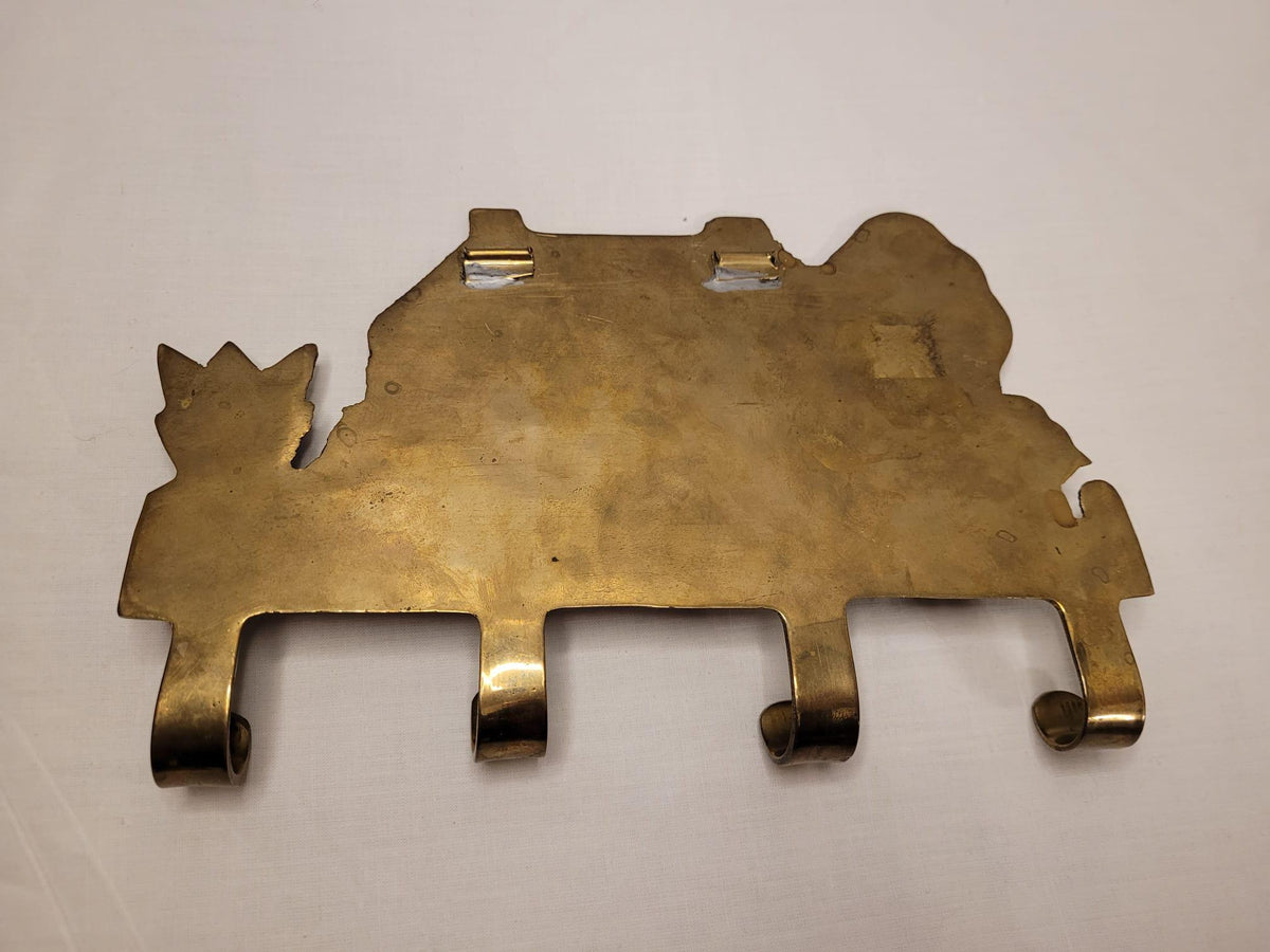 Messingoberfläche mit Patina