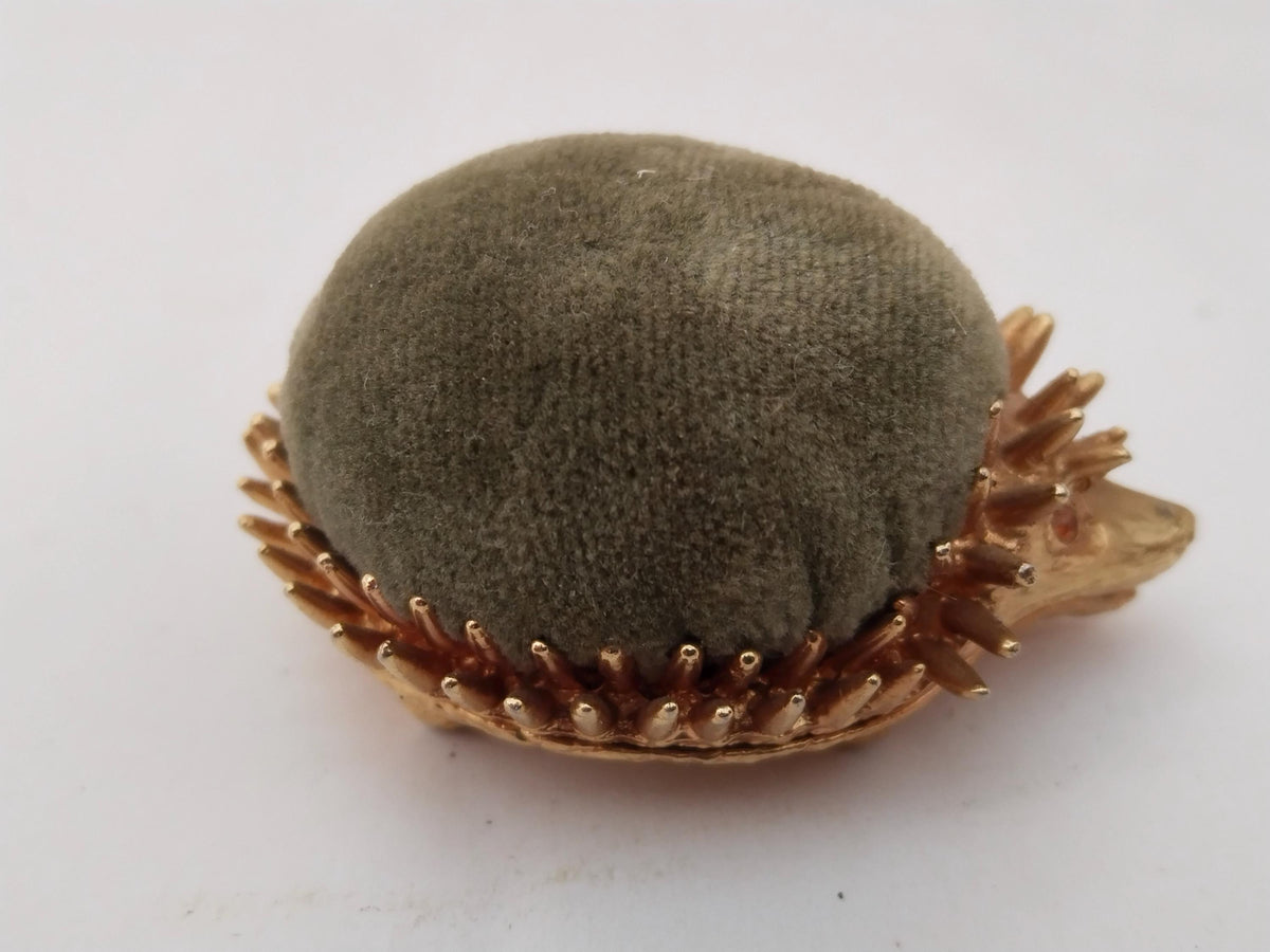 Beschädigte Innenbeschichtung der Ananas