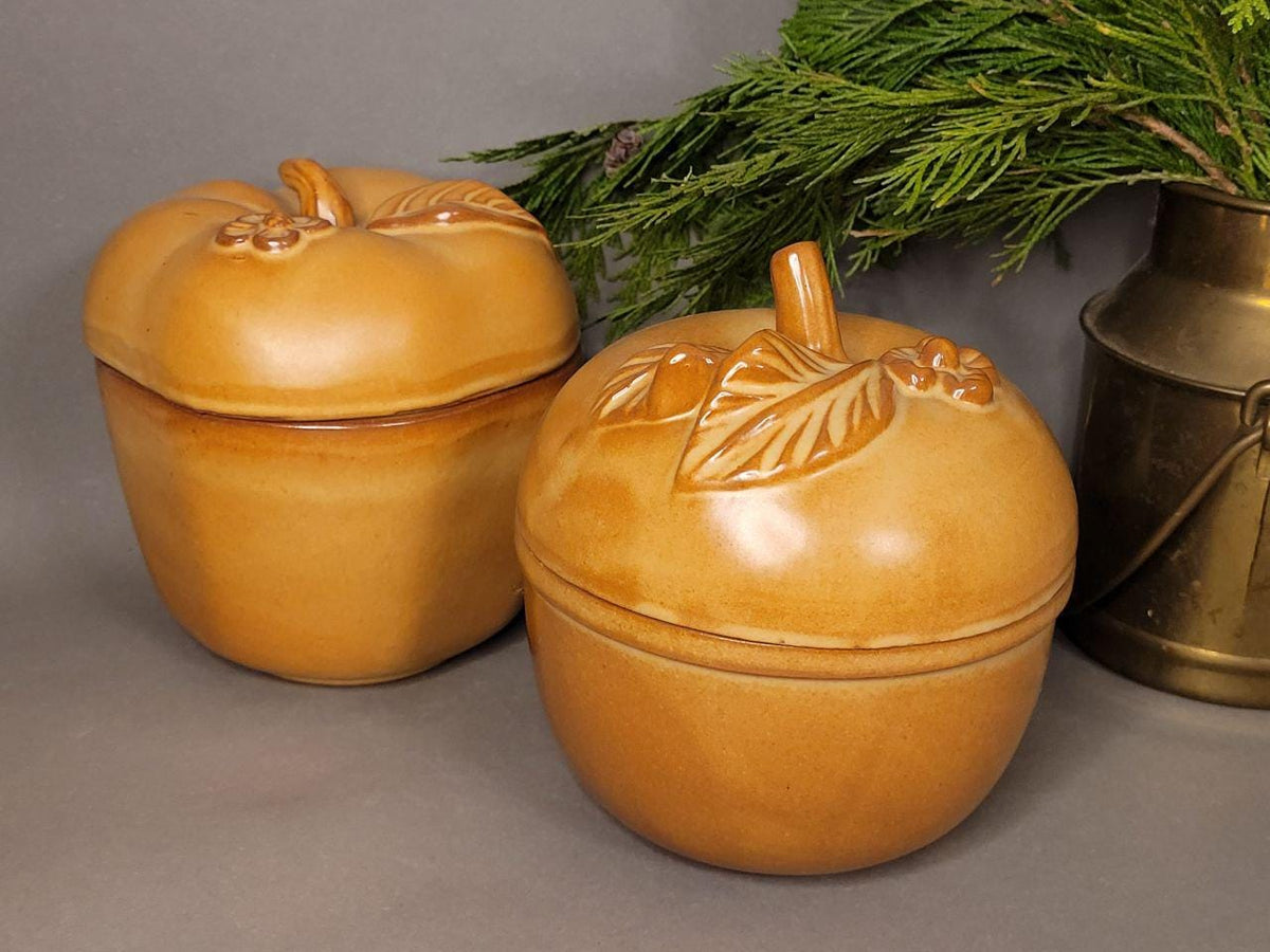 Vintage Ceramic Apple Baking Dish | Brown Pottery Pie Mold | Rustic Farmhouse Cottagecore Decor | Fall Kitchen decor