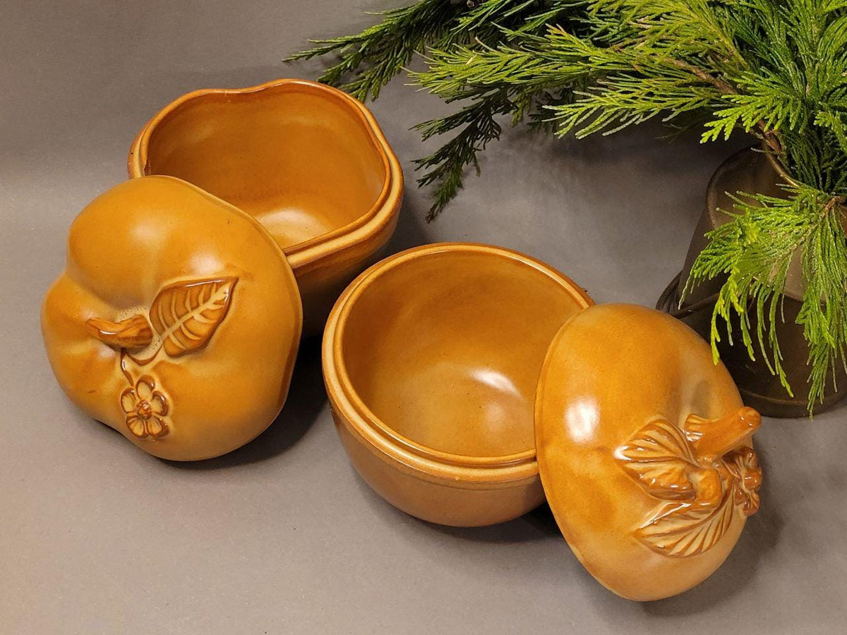 Vintage Ceramic Apple Baking Dish | Brown Pottery Pie Mold | Rustic Farmhouse Cottagecore Decor | Fall Kitchen decor