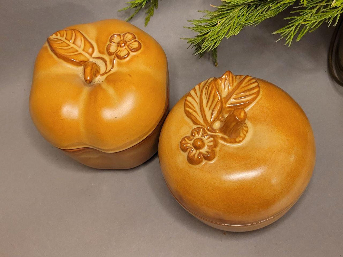 Vintage Ceramic Apple Baking Dish | Brown Pottery Pie Mold | Rustic Farmhouse Cottagecore Decor | Fall Kitchen decor