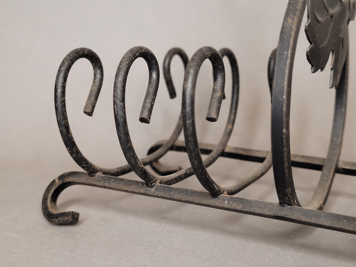 Vintage Wrought Iron Toast Rack with Leaf Detail / Black Metal 6-Slot Bread Holder / Rustic Farmhouse Kitchen Decor