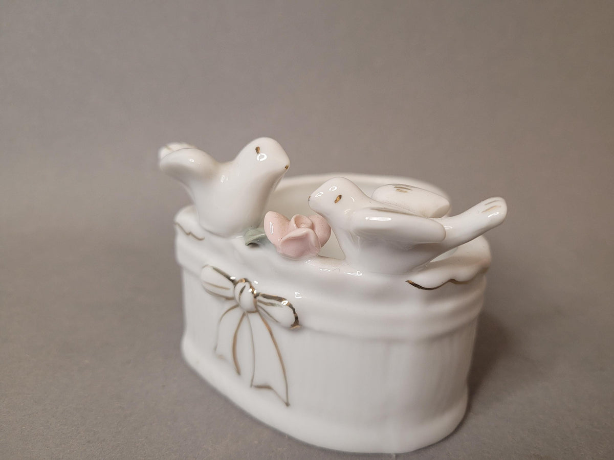 Vintage Porcelain Heart Trinket Box/Planter "Two Doves" | Romantic 1980s Decor | Perfect Wedding/Anniversary Gift