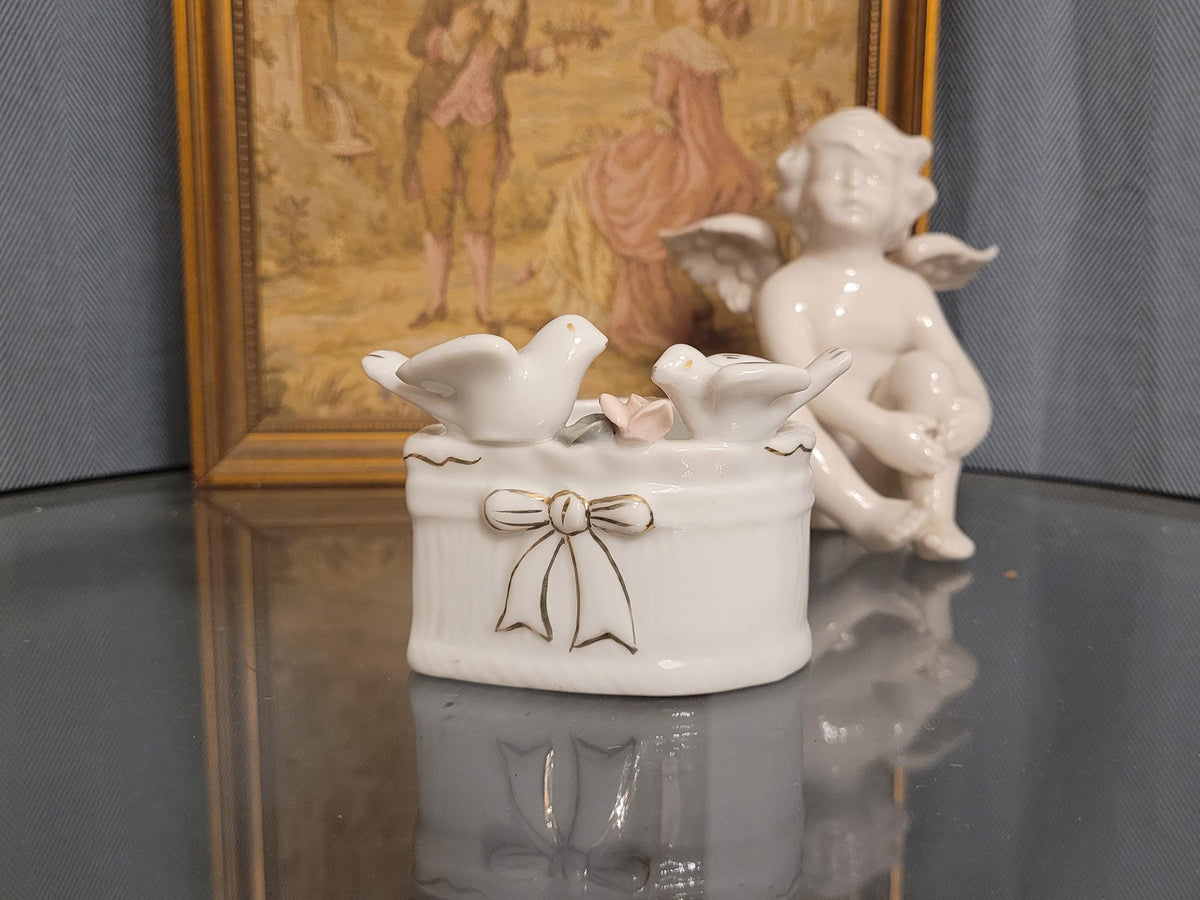 Vintage Porcelain Heart Trinket Box/Planter "Two Doves" | Romantic 1980s Decor | Perfect Wedding/Anniversary Gift