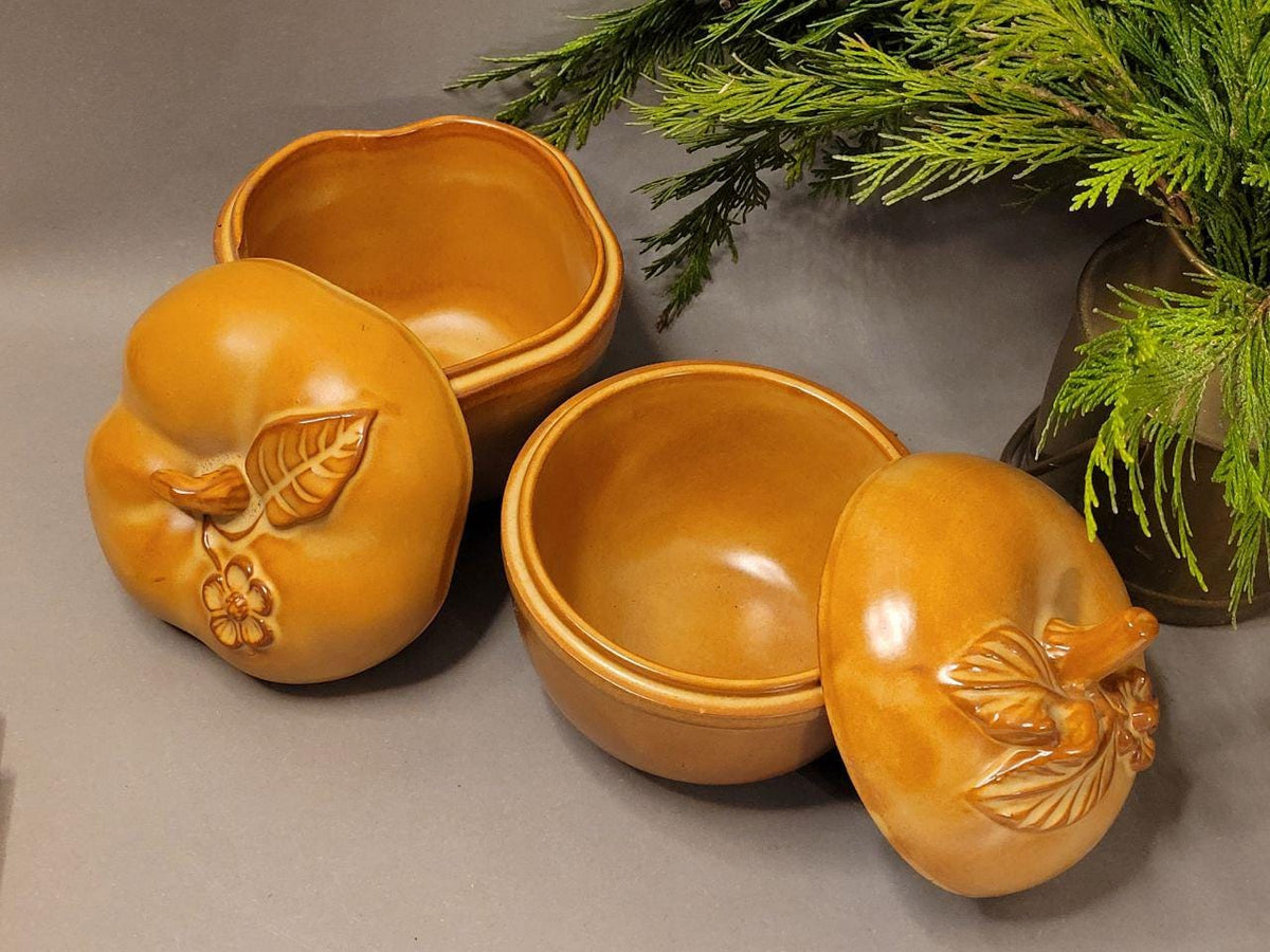 Vintage Ceramic Apple Baking Dish | Brown Pottery Pie Mold | Rustic Farmhouse Cottagecore Decor | Fall Kitchen decor