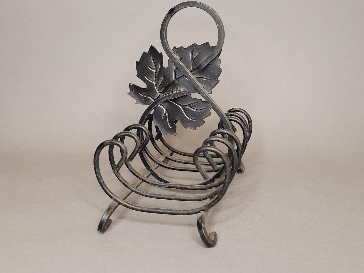 Vintage Wrought Iron Toast Rack with Leaf Detail / Black Metal 6-Slot Bread Holder / Rustic Farmhouse Kitchen Decor