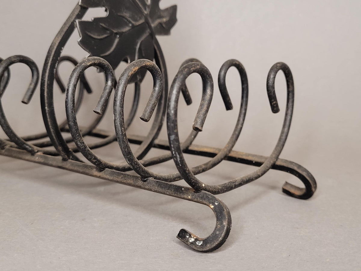 Vintage Wrought Iron Toast Rack with Leaf Detail / Black Metal 6-Slot Bread Holder / Rustic Farmhouse Kitchen Decor