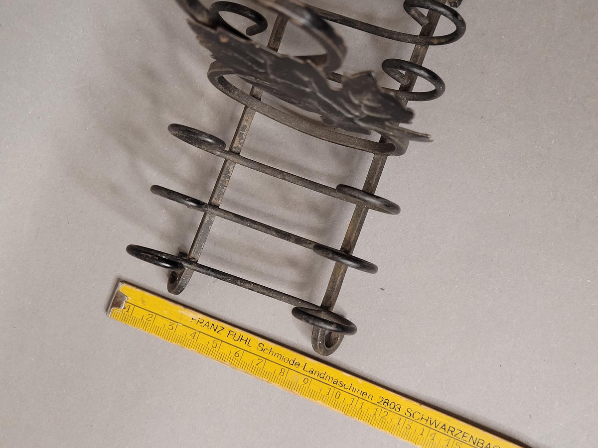 Vintage Wrought Iron Toast Rack with Leaf Detail / Black Metal 6-Slot Bread Holder / Rustic Farmhouse Kitchen Decor