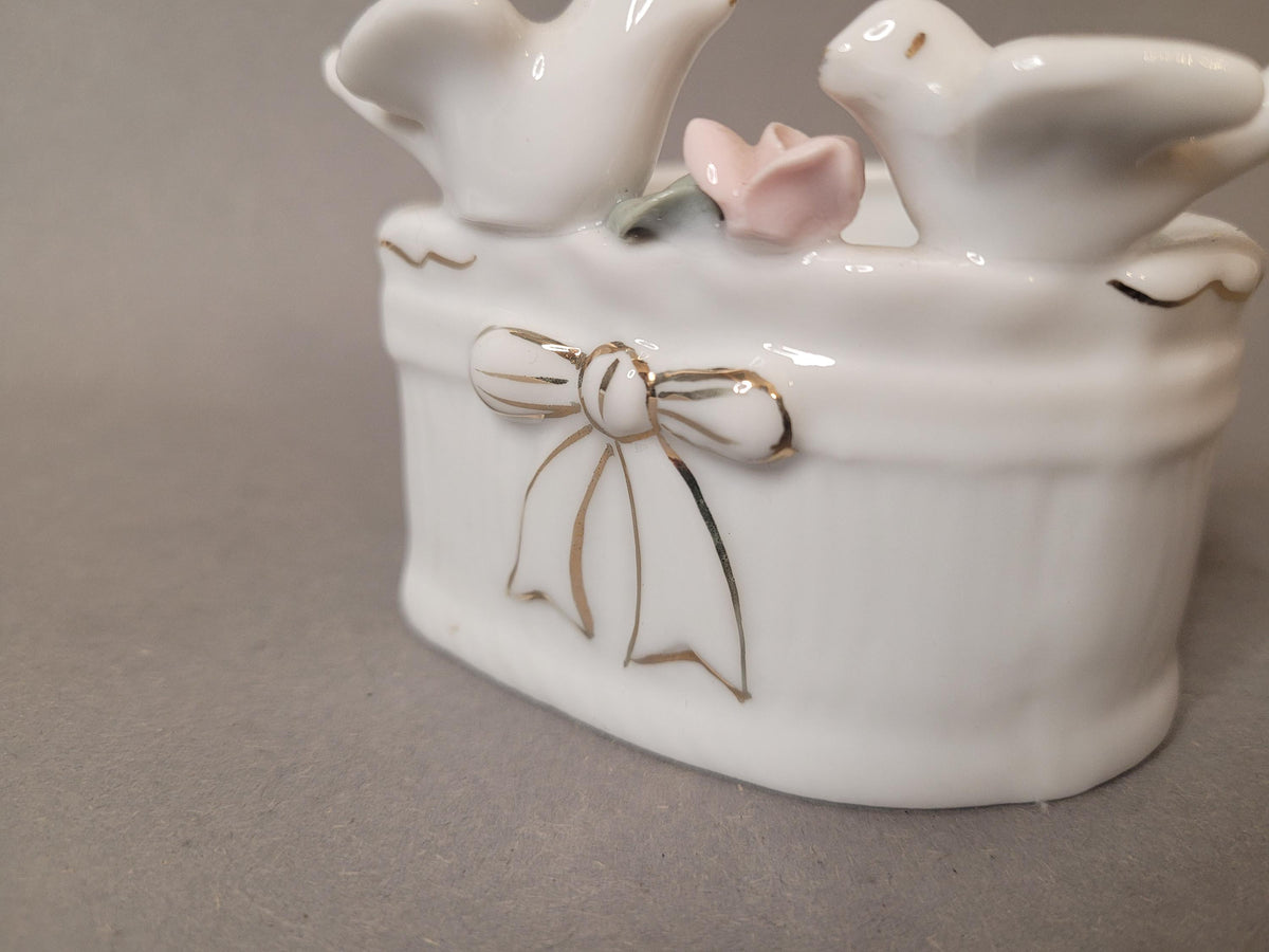Vintage Porcelain Heart Trinket Box/Planter "Two Doves" | Romantic 1980s Decor | Perfect Wedding/Anniversary Gift