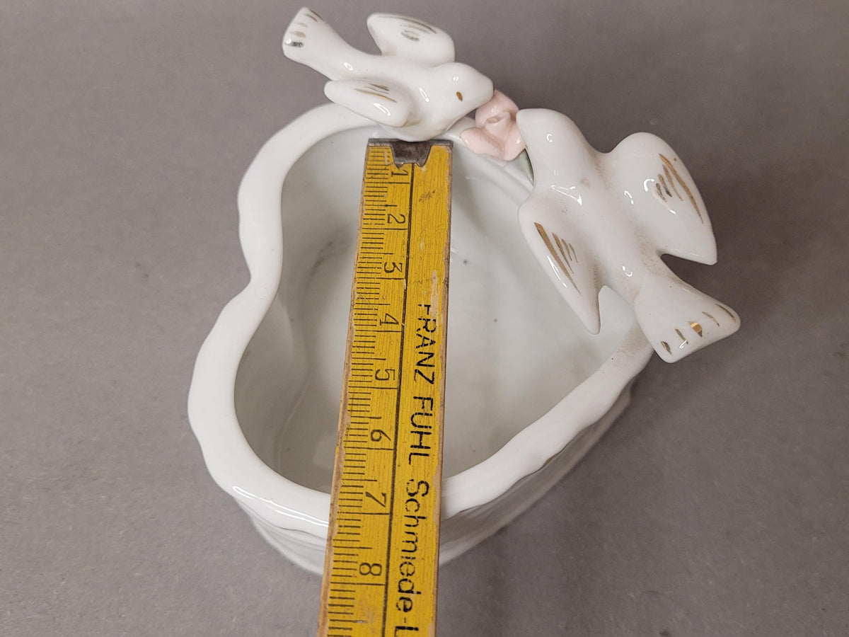 Vintage Porcelain Heart Trinket Box/Planter "Two Doves" | Romantic 1980s Decor | Perfect Wedding/Anniversary Gift