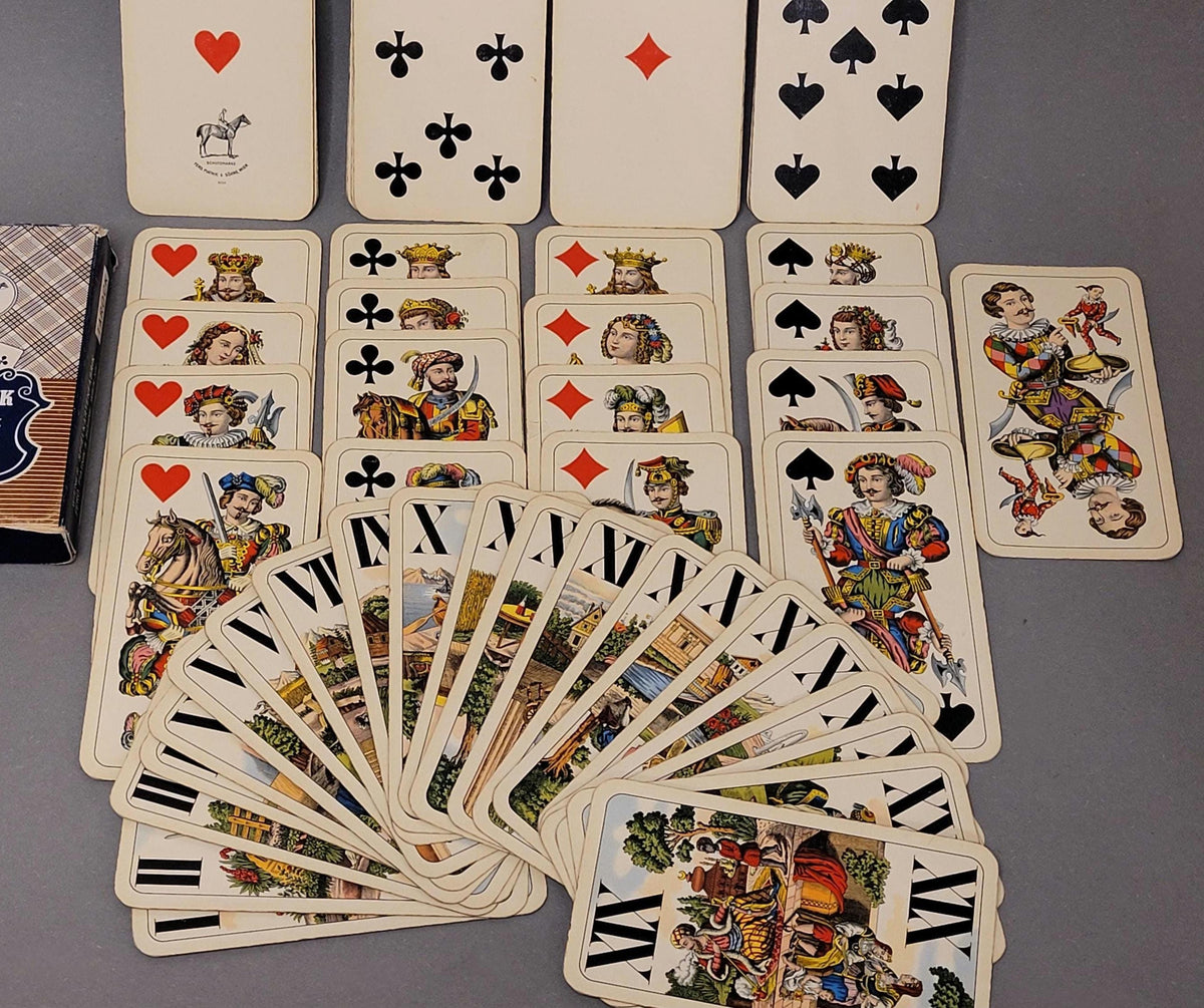 Piatnik Tarock-Kartenspiel um 1948 in Originalschachtel, Gesamtansicht