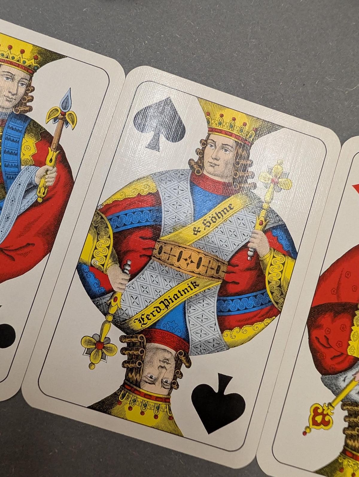 Bildkarten König, Dame und Bube des Piatnik Preference Blatts