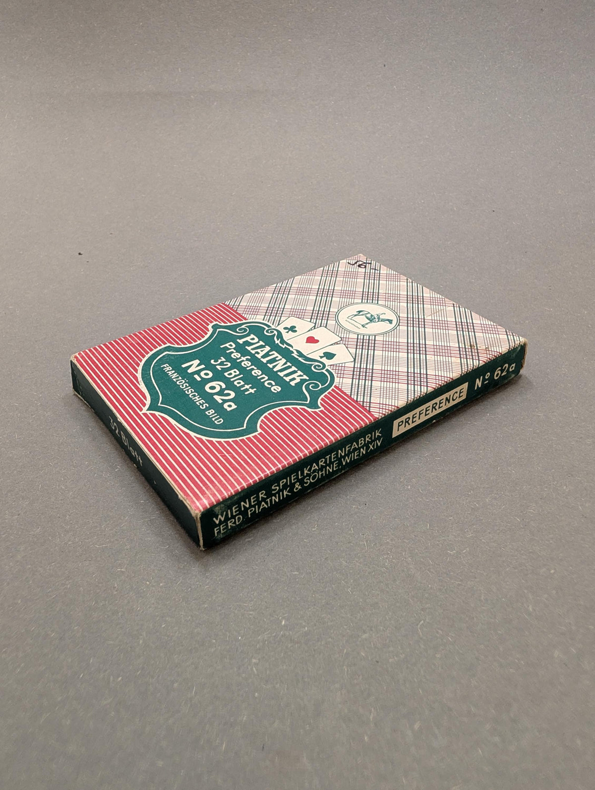 Rückseitenmuster der Vintage Piatnik Spielkarten