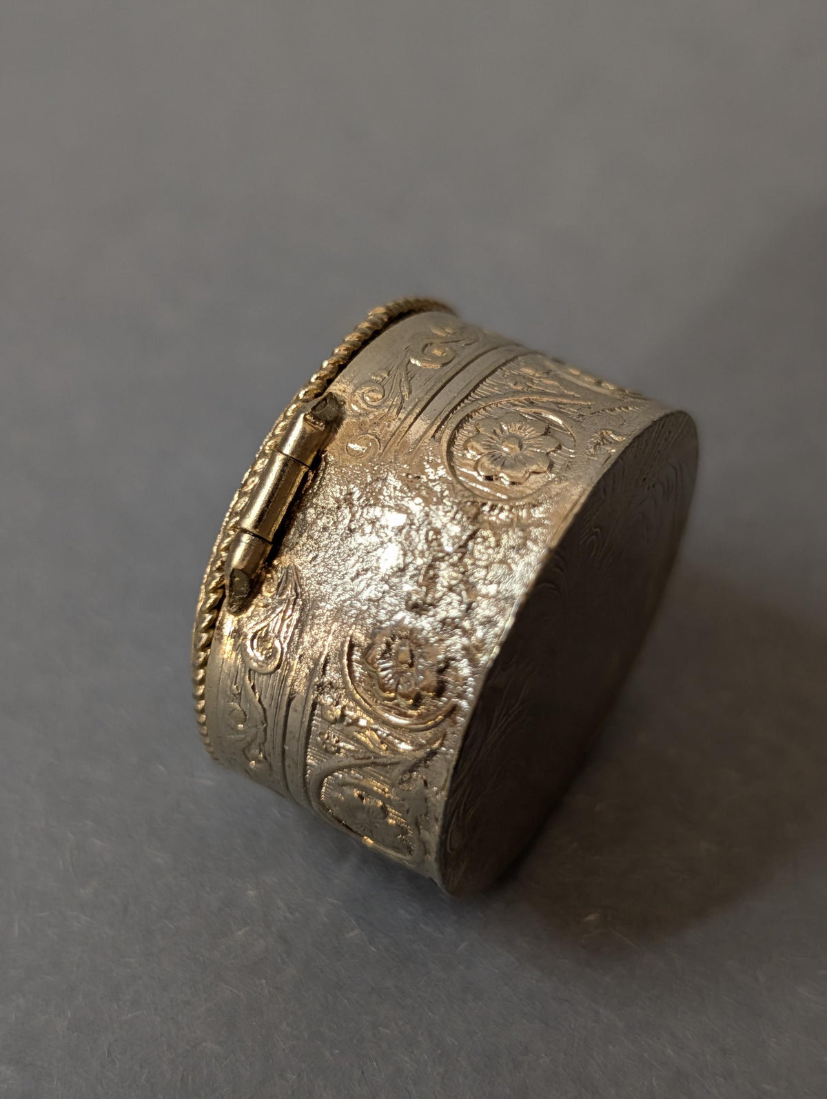Pillendose mit Maßband, 3 cm