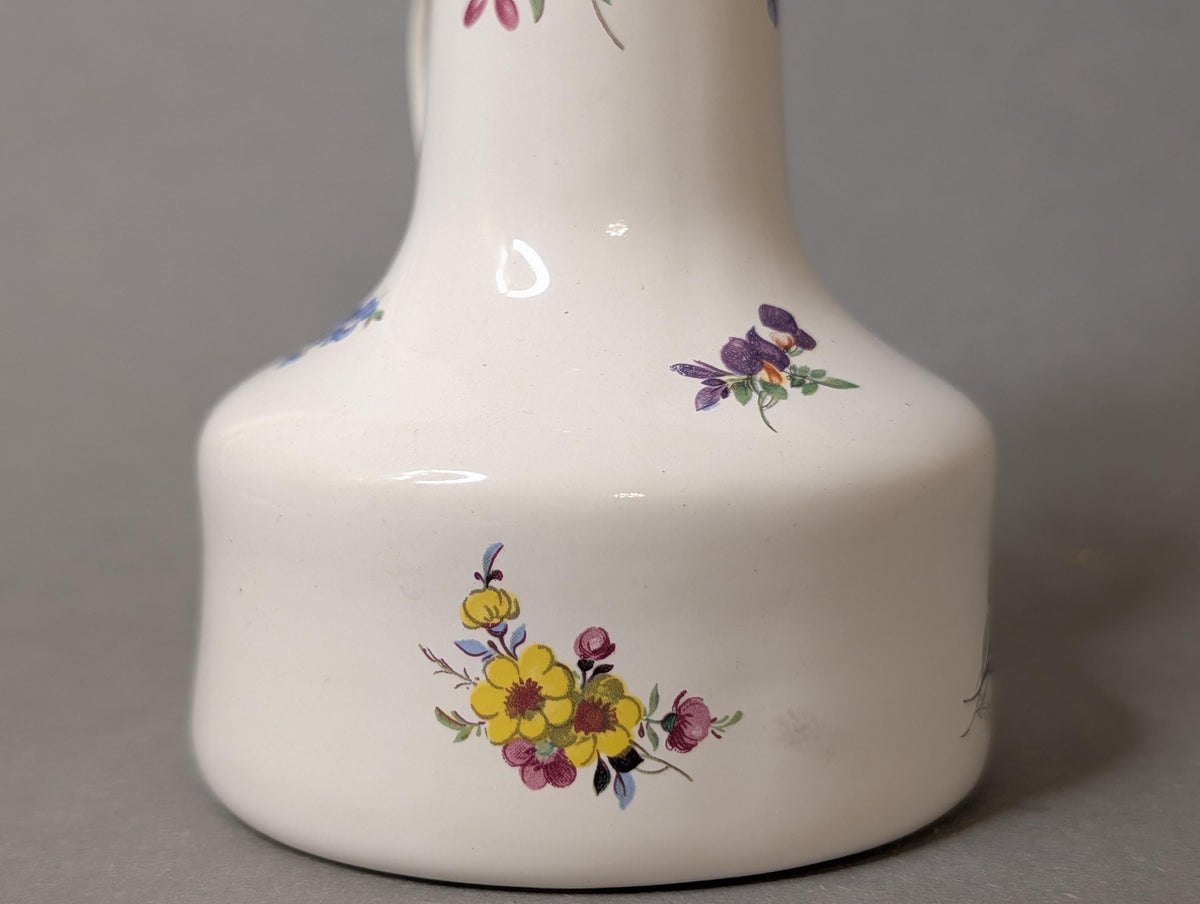 Glänzender grüner Hals der Krugvase