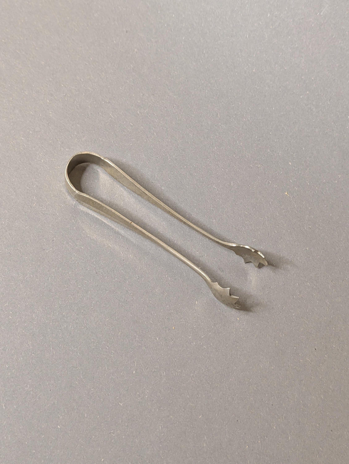 Zange mit Maßband