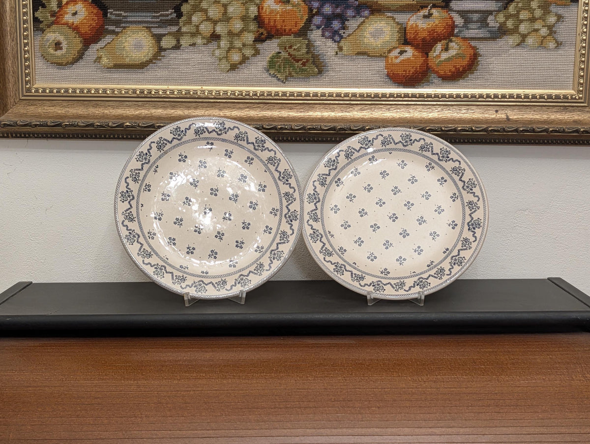 Laura Ashley Petite Fleur Speiseteller von Johnson Brothers, Gesamtansicht