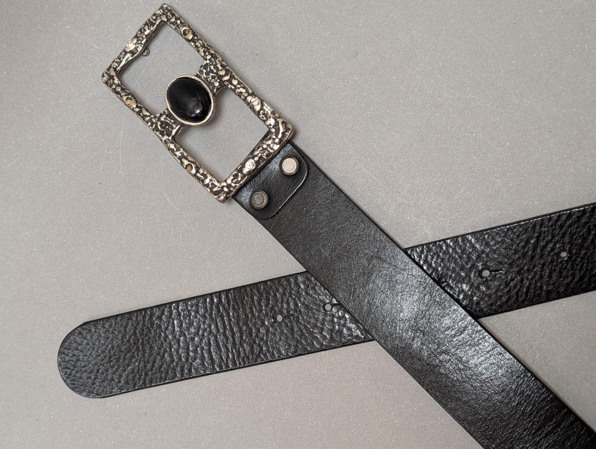 Vintage Black Leather Belt Made in Italy Sorelle Ramonda Chunky Statement Silver Buckle Black Cabochon Stone 80s 90s Gothic Western Size 90