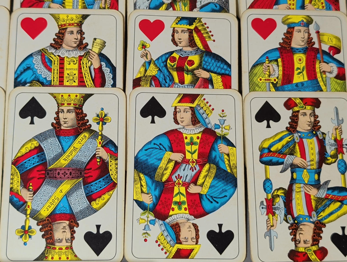 Knackige Kartenkanten ohne Knicke