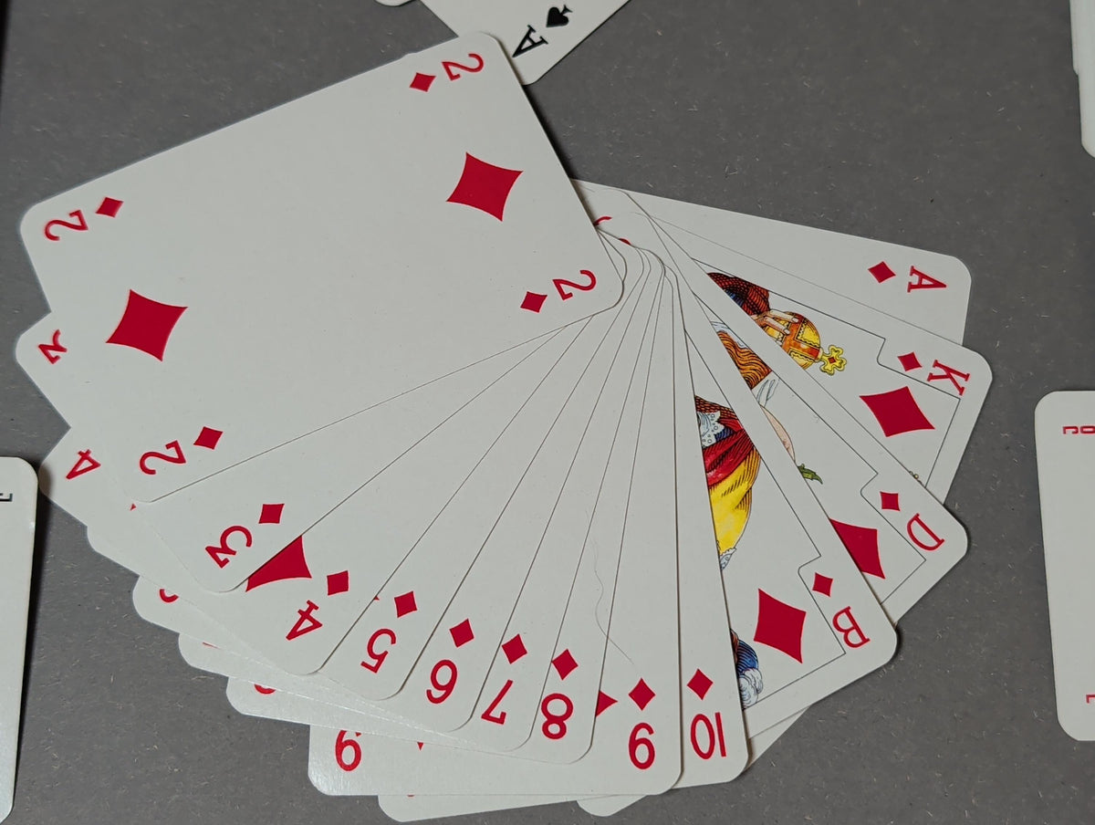 Alle Karten beider Decks ausgelegt