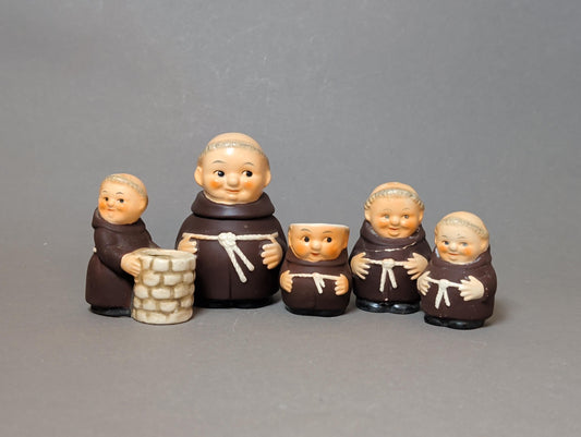 Goebel Friar Tuck Mönch Menüage-Set 5-teilig, Gesamtansicht
