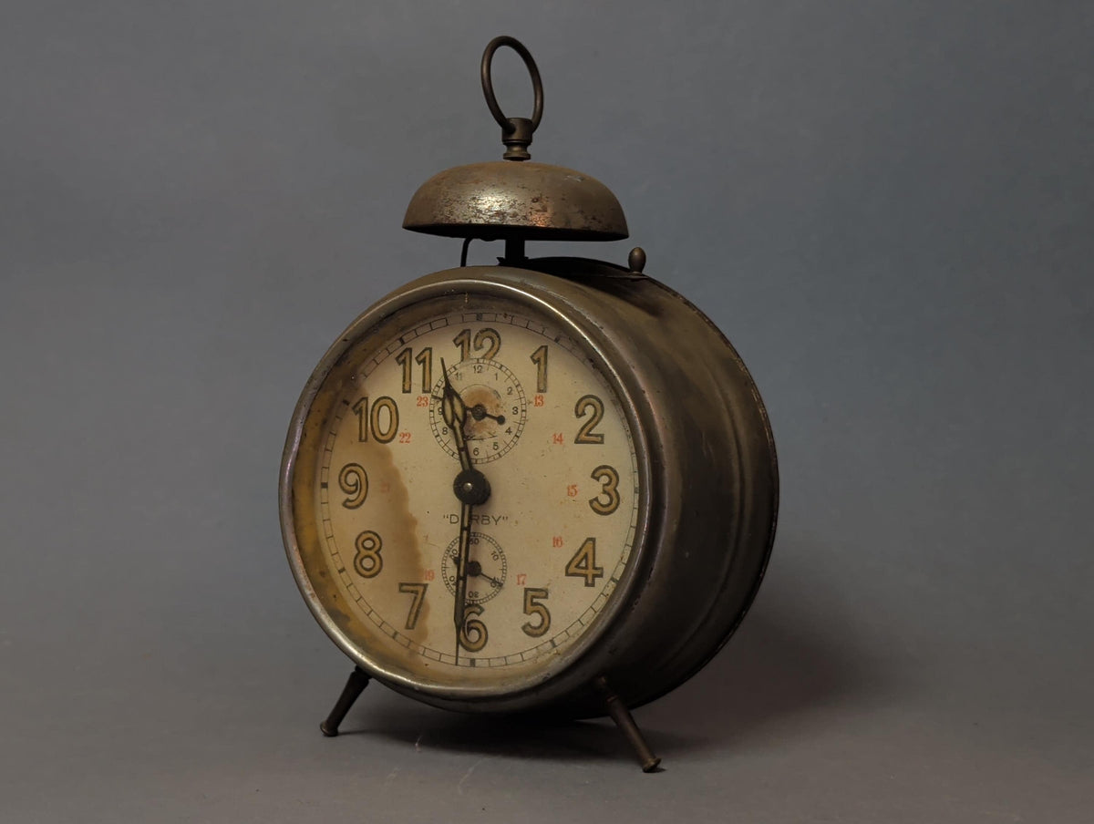 Rückplatte der Hugo-Madern-Uhr ohne Schlüssel