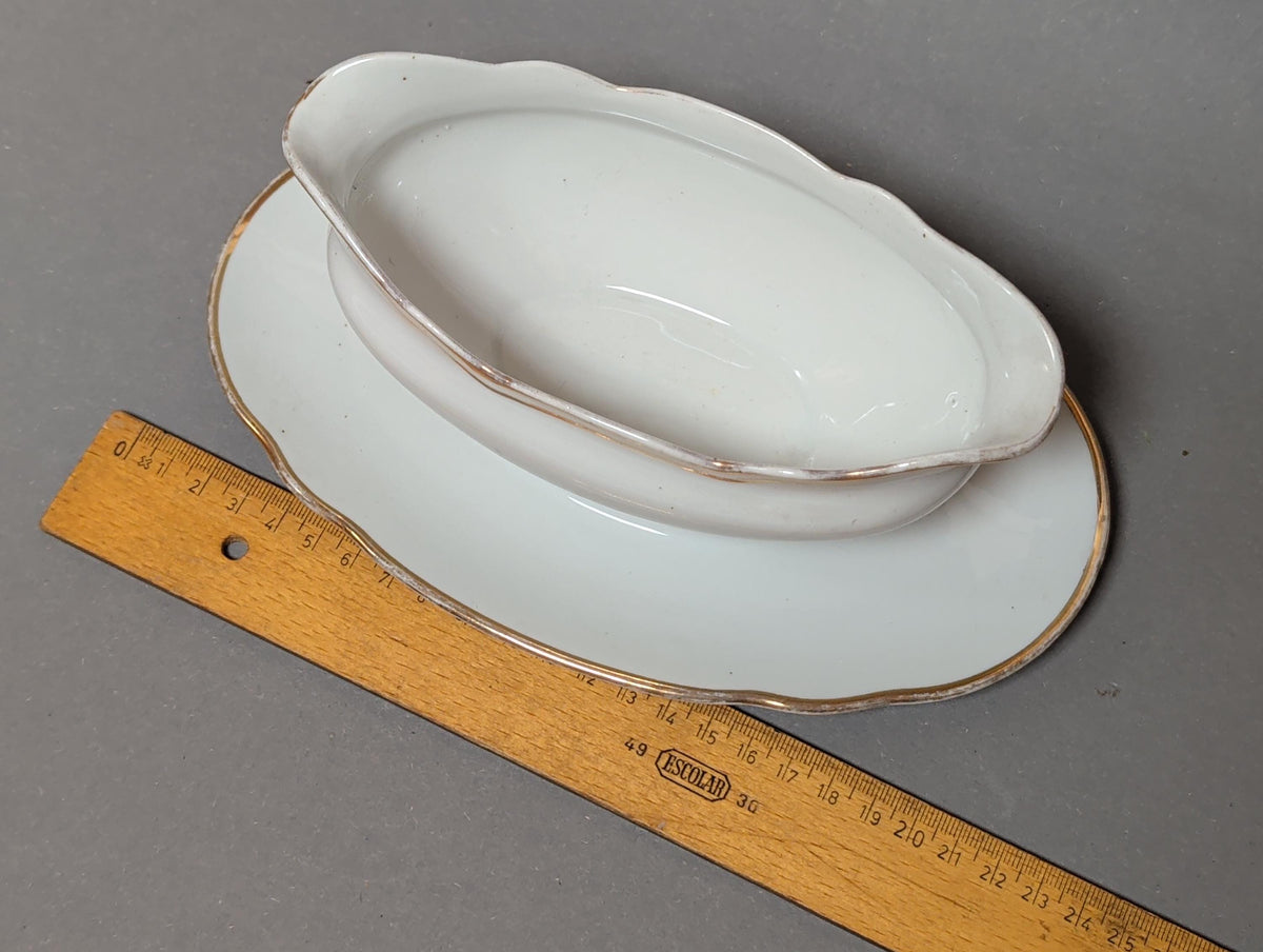 Sauciere mit Maßband, 23 cm