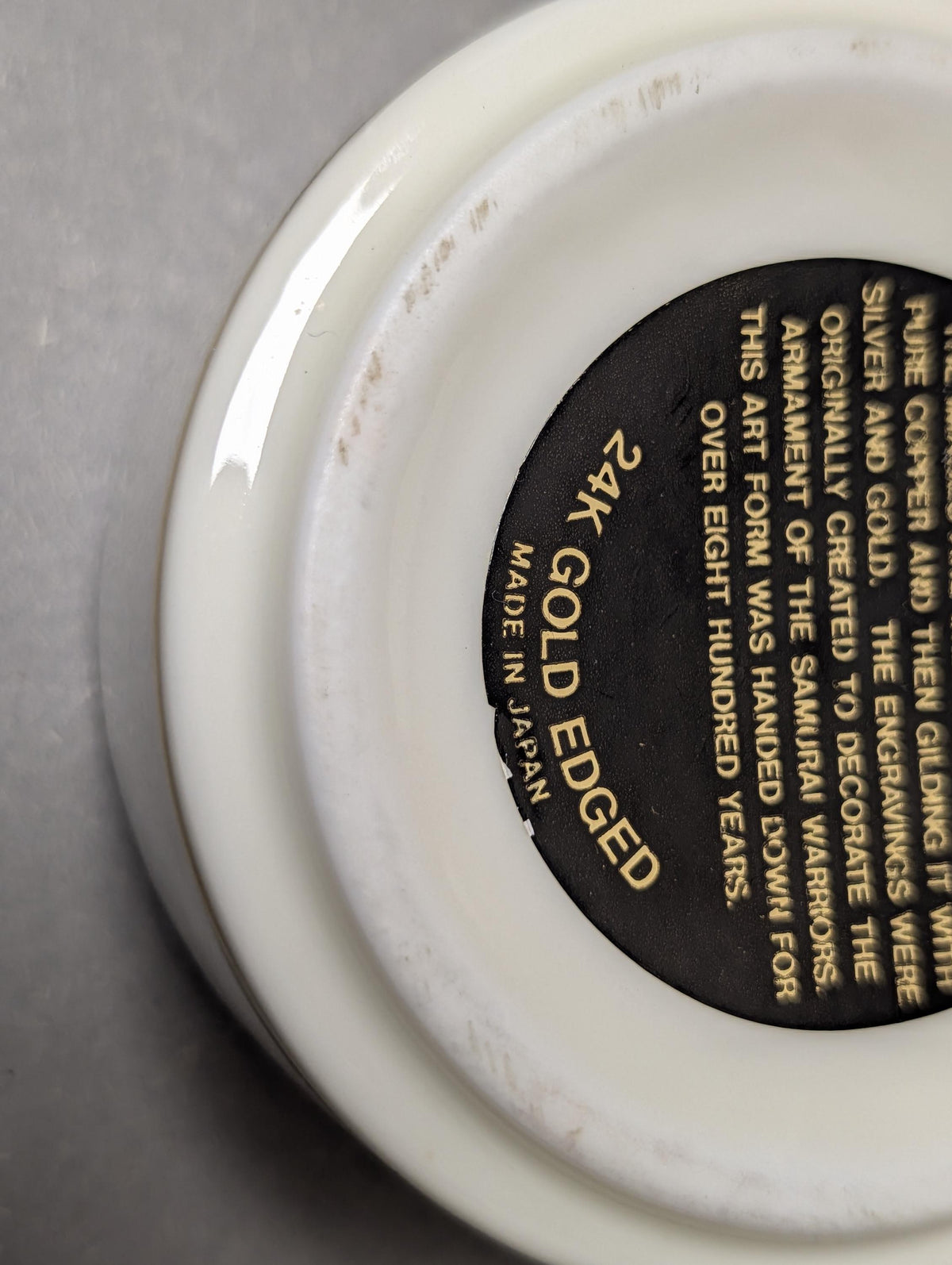 Deckel der Chokin-Dose separat von oben