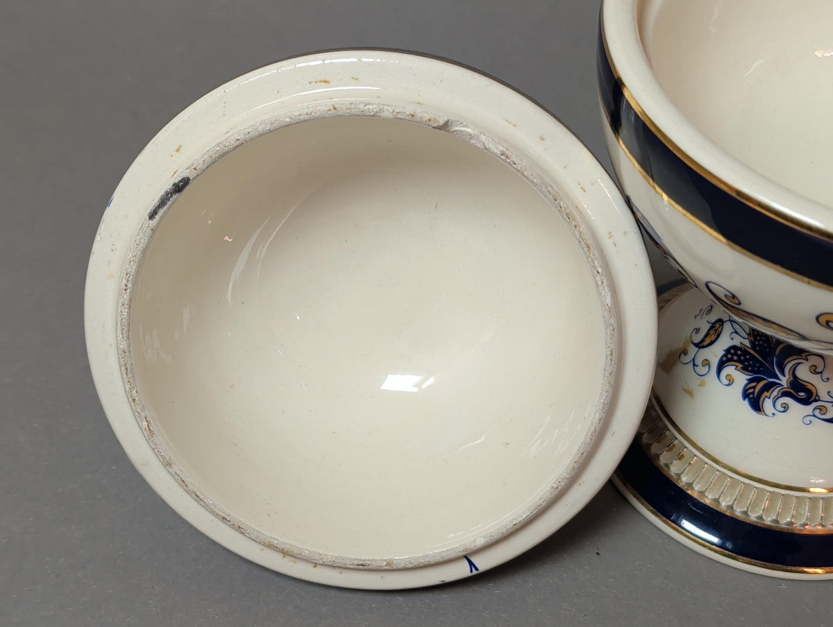 Dose mit Maßband, 23 cm