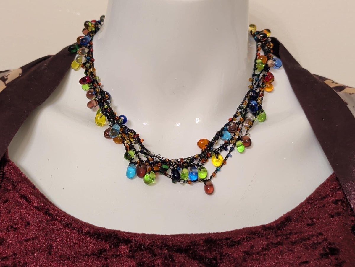 Collier getragen