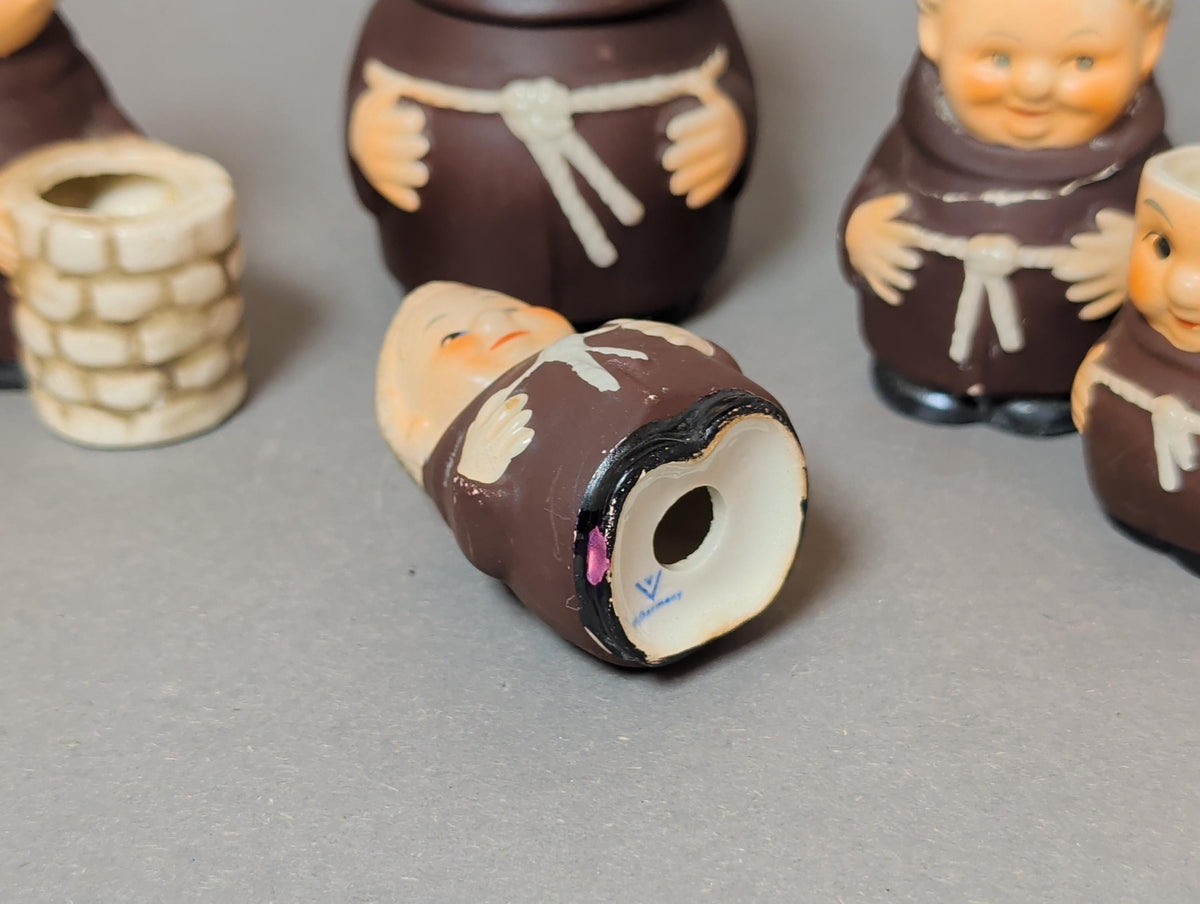 Hauptfigur mit Maßband, Höhe 8,5 cm