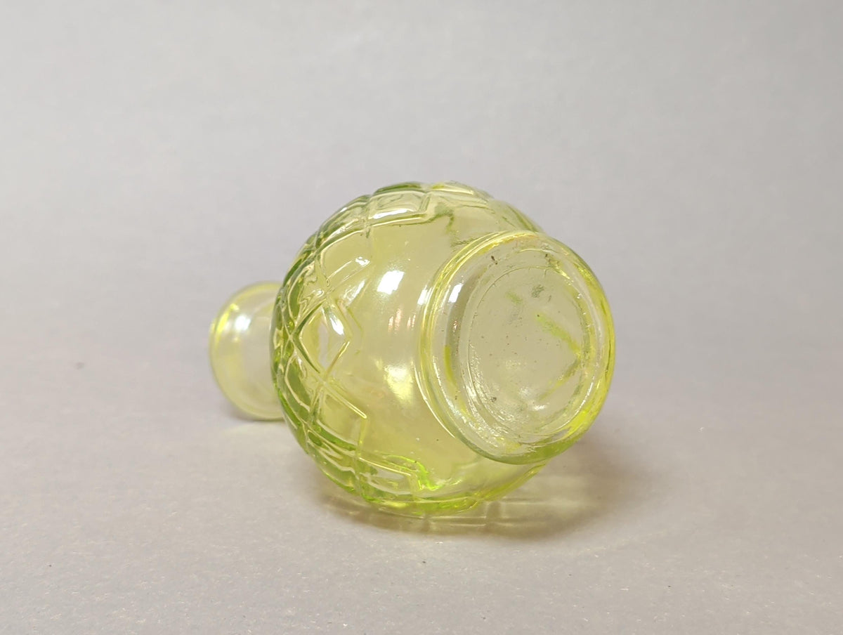 Vase mit Trockenblumen