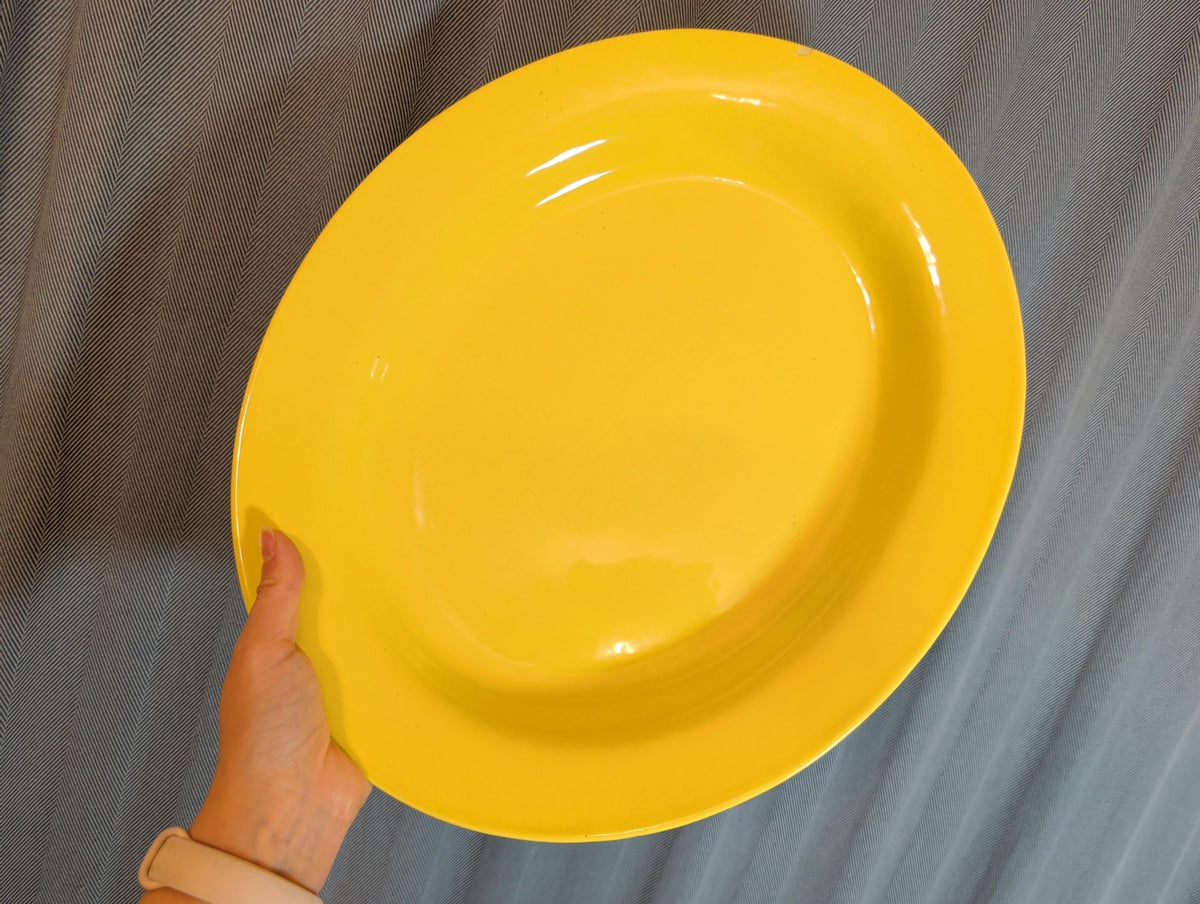 Platte mit Obst angerichtet