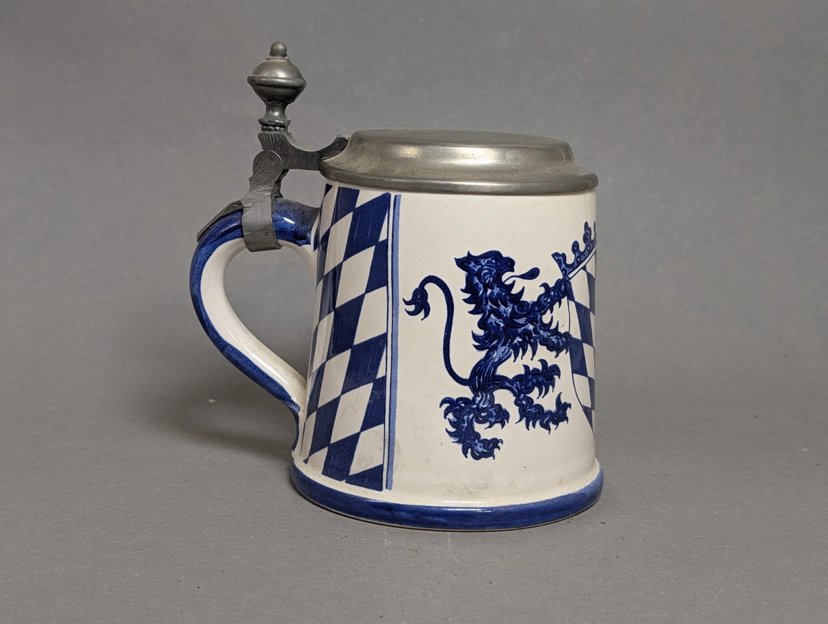 Bayerischer Bierkrug mit Zinndeckel, Gesamtansicht