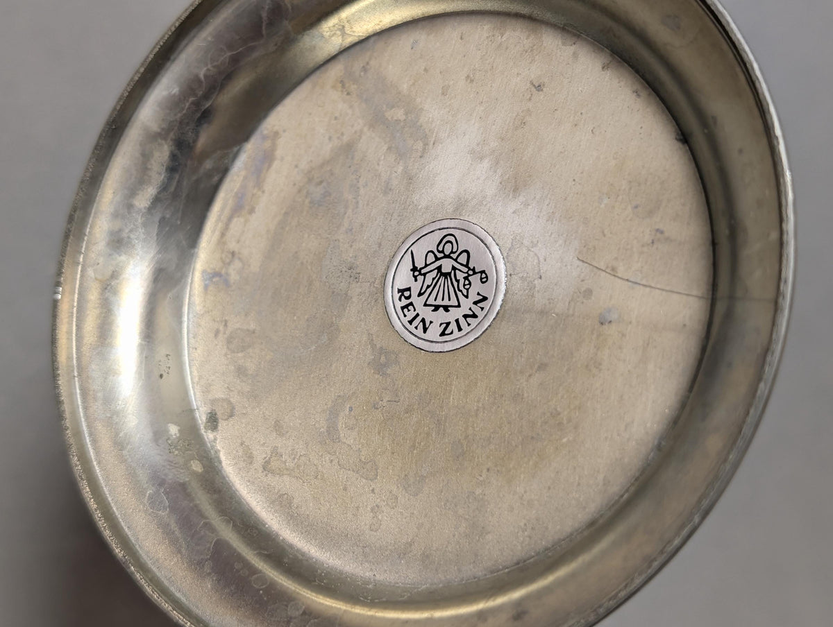 Rückseite des Krugs