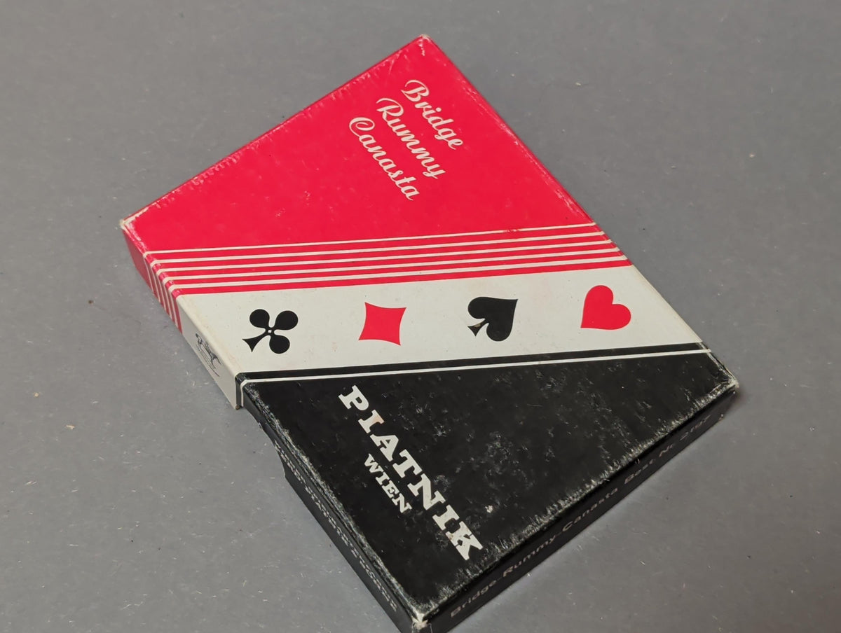Rot-schwarze Retro-Box