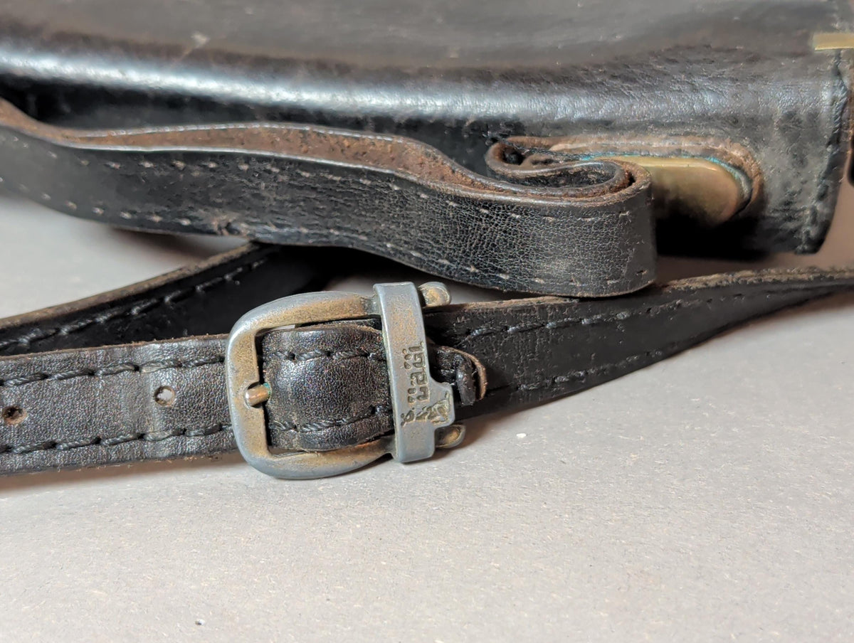 Rückseite der Ledertasche
