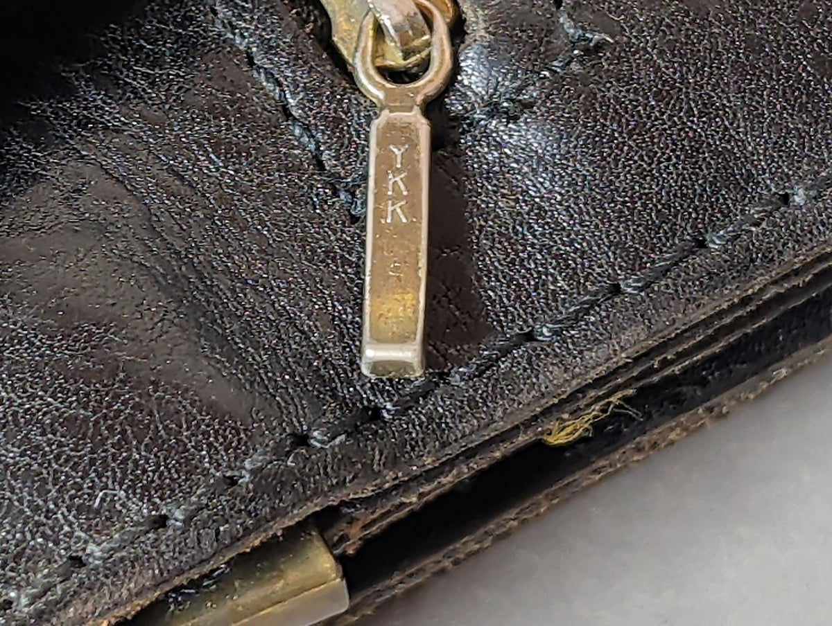 Ledertasche von schräg