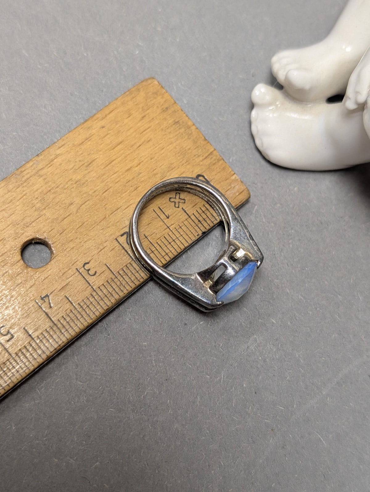 Ring auf Samt