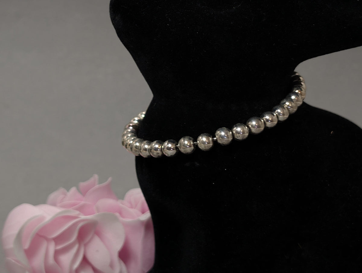 Napier Kugel-Armband silberfarben, Gesamtansicht