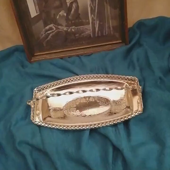 Video: Versilberte Henkelschale mit Lochmusterrand