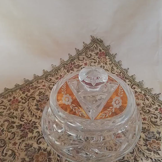 Glass jar with lid for confectionery or biscuits. Vintage from Austria