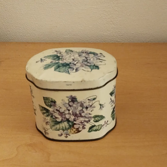 Vintage Huntley & Palmers Keksdose mit Veilchen-Motiv, Video.