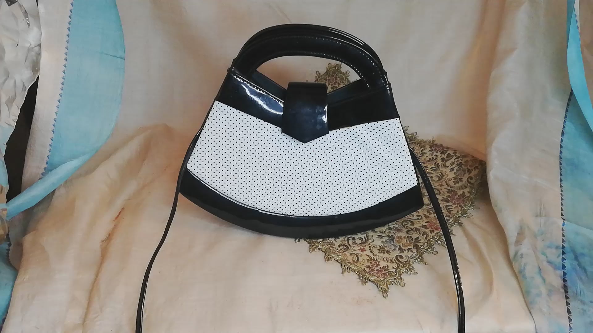 Retro Lackhandtasche Rockabilly Stil. Video